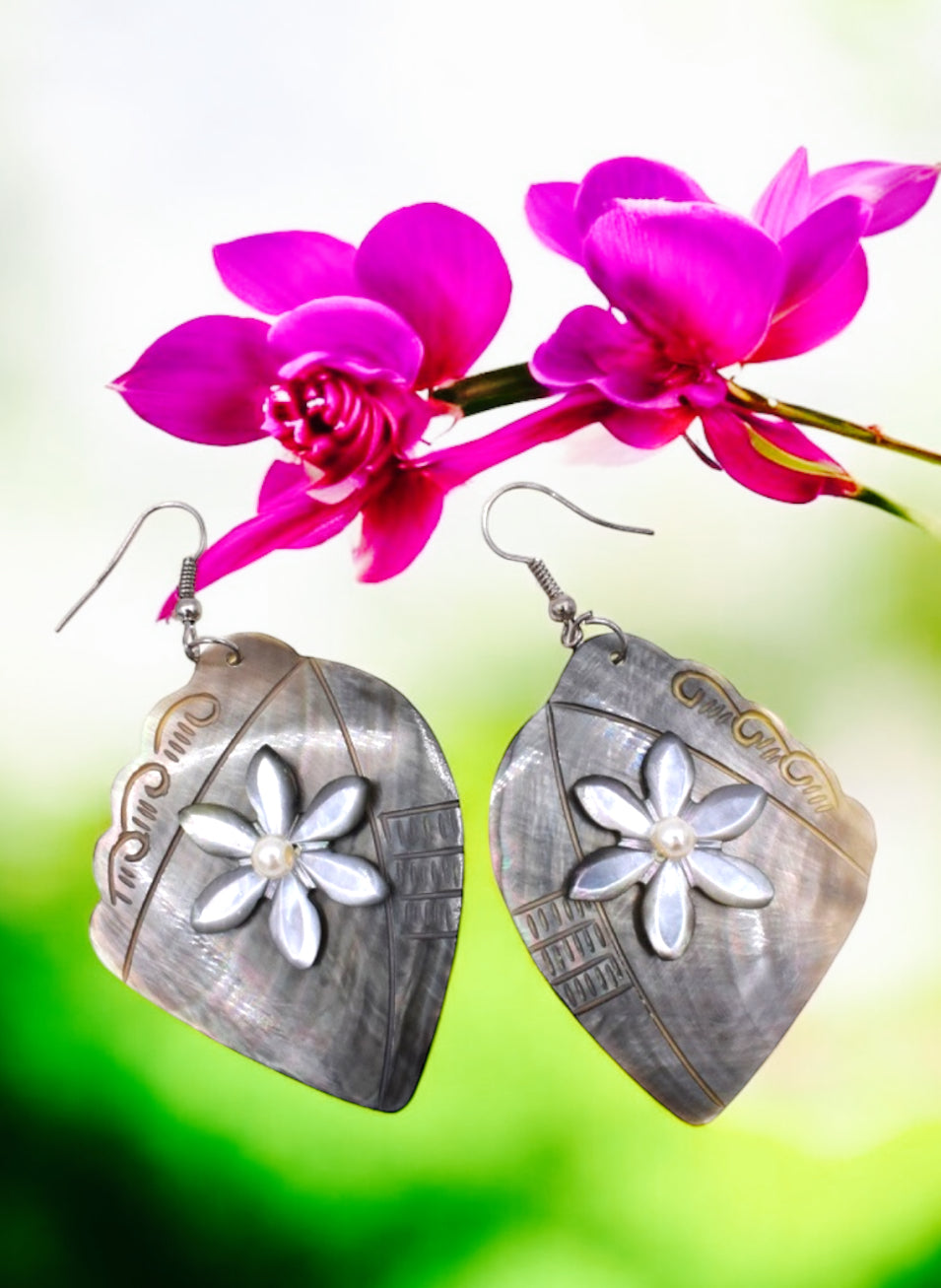 Earrings Mother of Pearl Collection