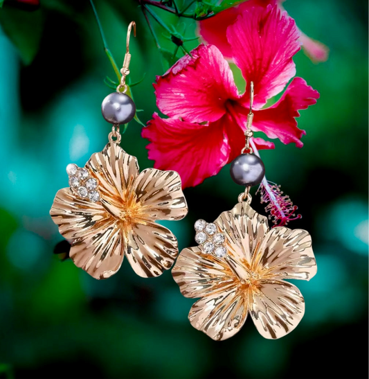 Raina - Gold Statement Earrings - Elegant Island-Inspired Jewelry - Ready to Ship