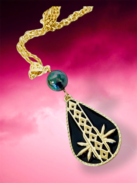 Iwalani-Pre-Order-Tribal Black Enamel Design Hamilton Gold Necklace with Shell Pearls