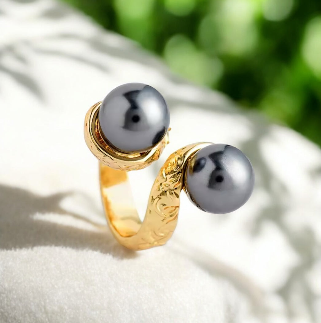 Aliitasi - Ready to Ship - Hawaiian Gold Plated Ring with Fresh Water Pearls