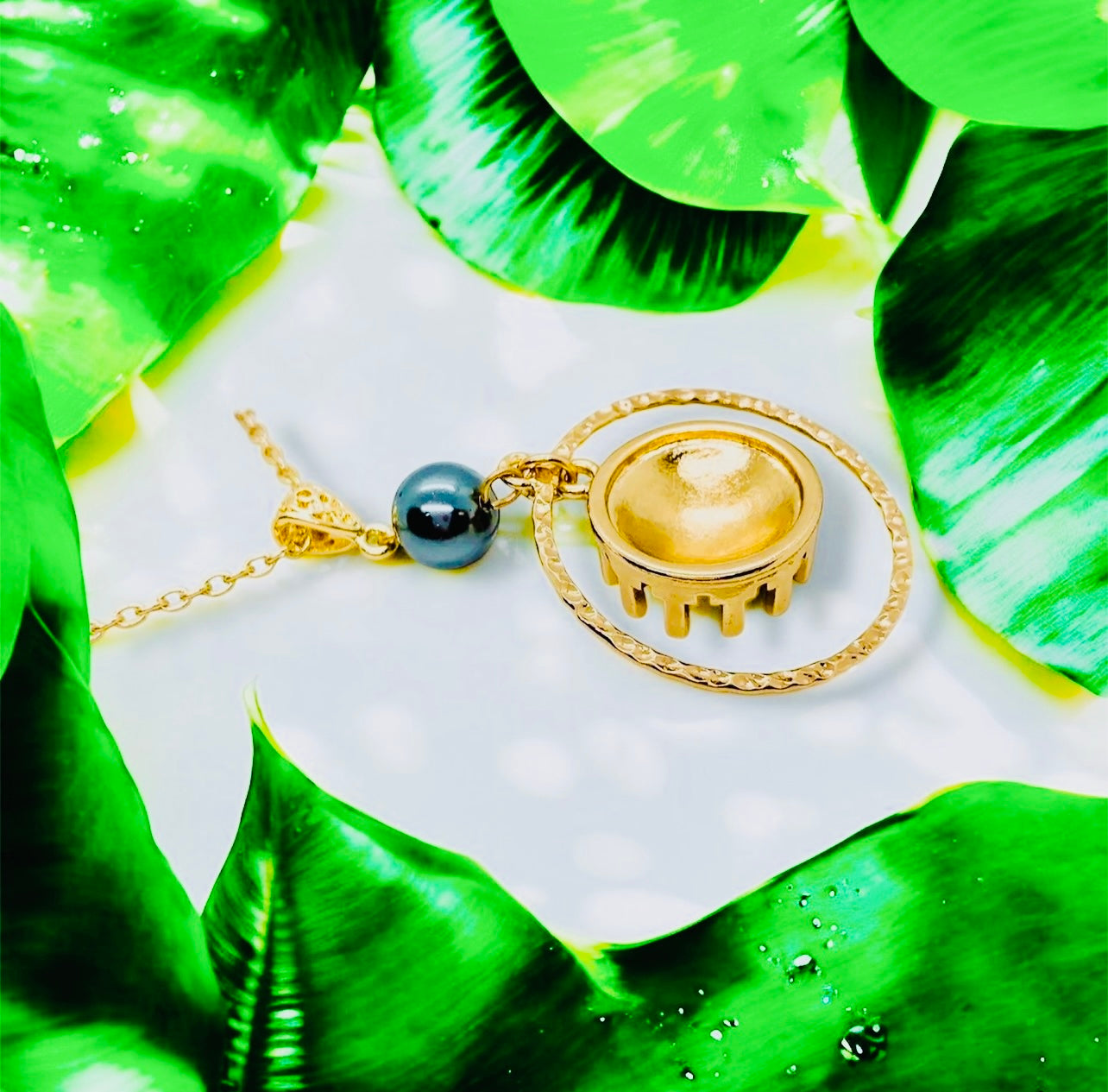 Lei Nani-Pre-Order-Samoan Kava Bowl: Hamilton Gold Necklace with Shell Pearls