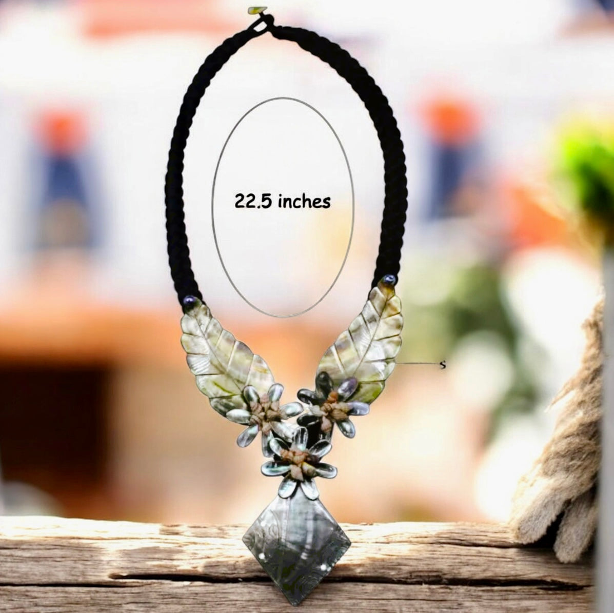 Ilini - Pre-Order Destiny Leaf And Tiare Flower Hand Carved Shell Necklace