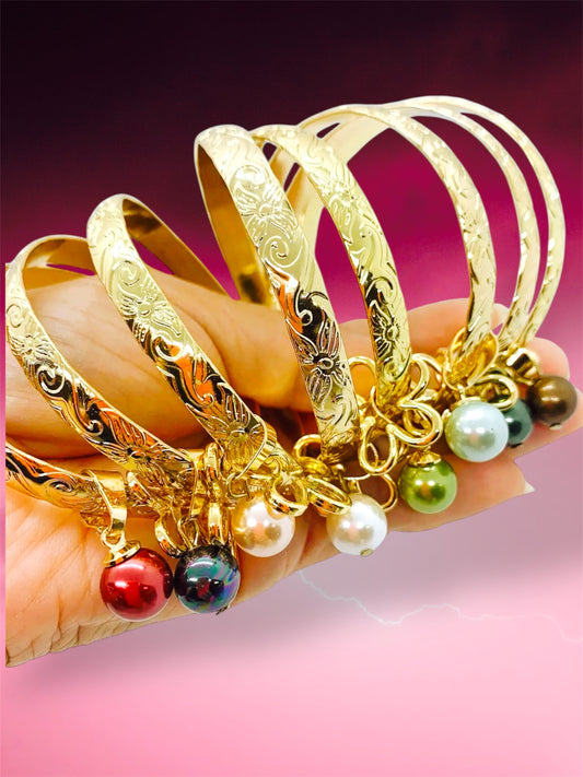 Ikaikalani-Pre-Order-7 mm Hawaiian Hamilton Gold Bracelet with Flower Charm and Shell Pearl Charm (one single bracelet)